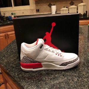 womens white nike air force 1s